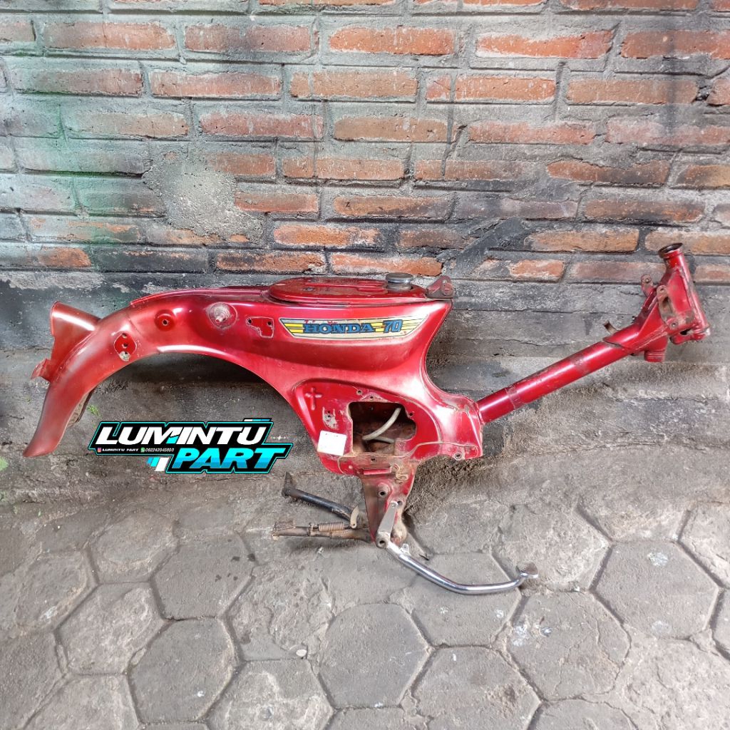 Rangka C70 MK3 ori cat original striping ori slebor belakang ori