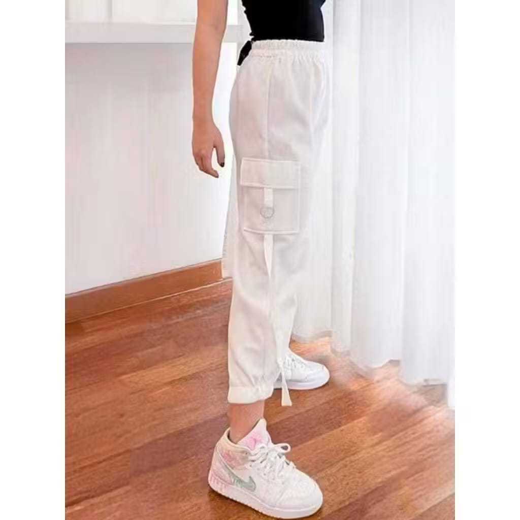 Cargo Pants Wanita Celana Cargo Scuba Premium Korean Style Kekinian Hitam Putih