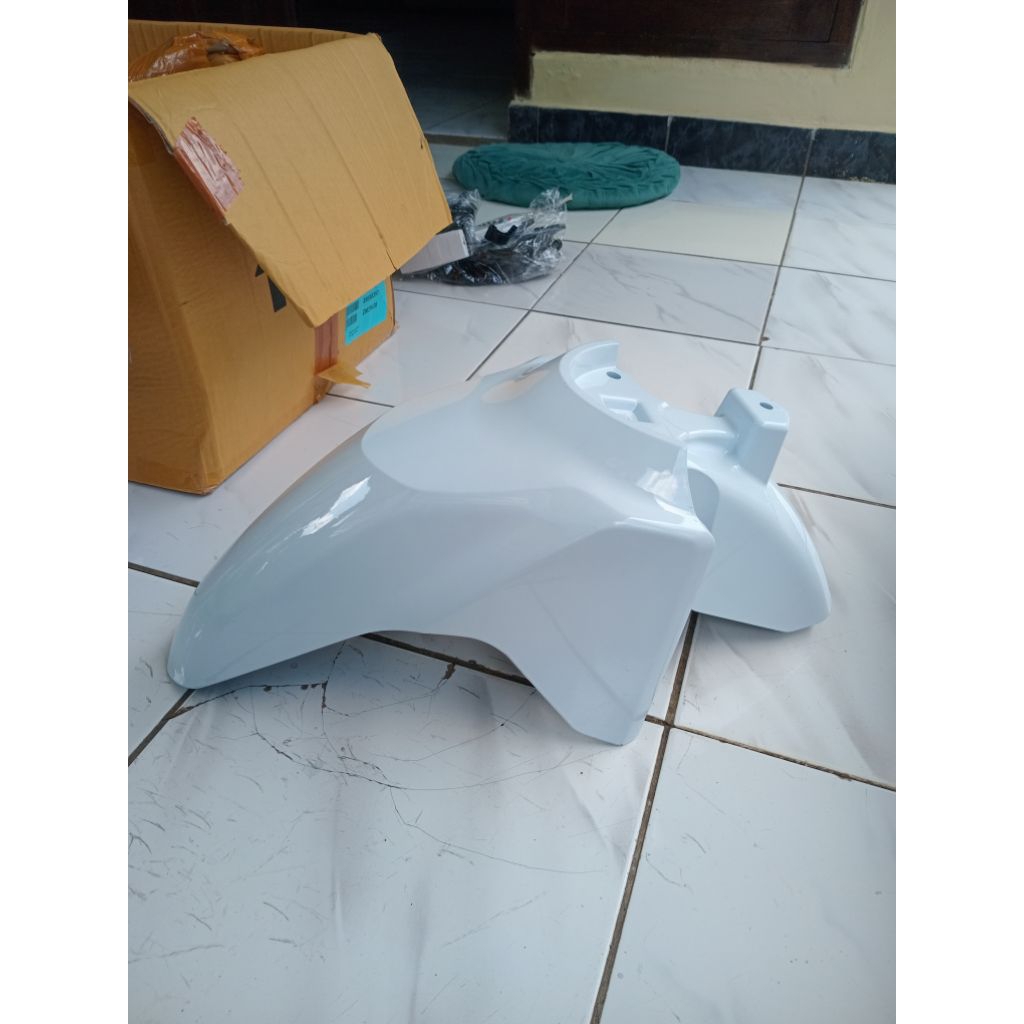 spakbor depan slebor depan vario 125 150