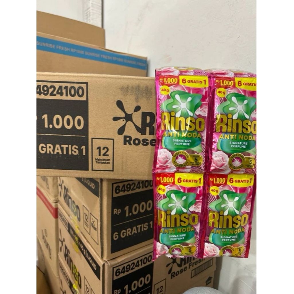 1 DUS RINSO CAIR JUMBO 1000an(112 sachet)RINSO CAIR RENCENG KEMASAN 1000AN