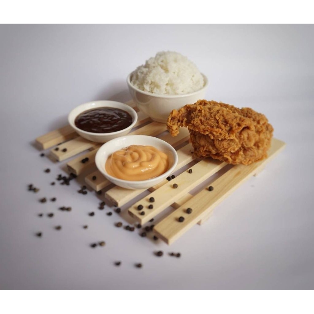 

Chicken Tight with Spicy and Cheese Sauce plus Rice