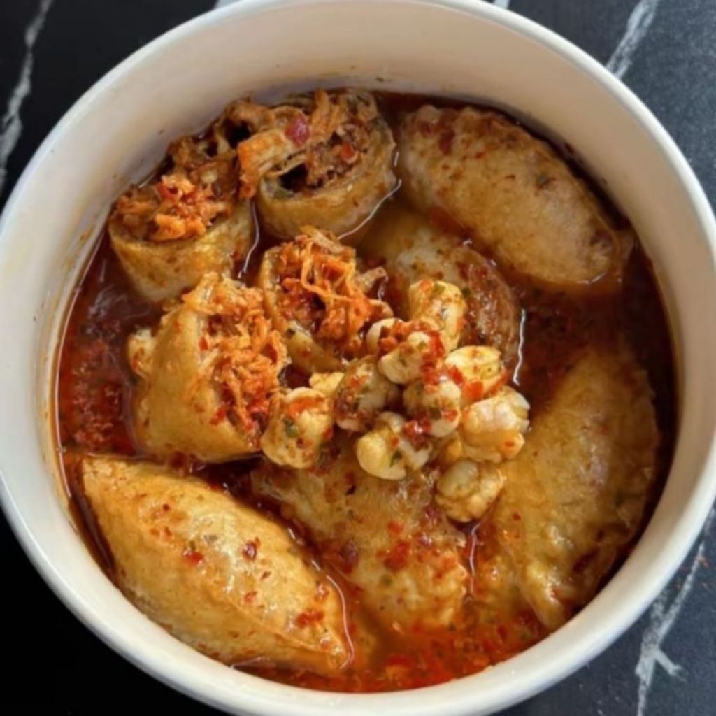 

CIRENG ISI KUAH CHILII OILL KEMASAN VACUM - Jajanan Teh Mondaa