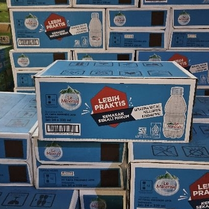 

CTN 24*330ML - LEMINERAL 330ML MINI isi 24 BOTOL / AIR MINERAL LE MINERALE - GOJEK ONLY