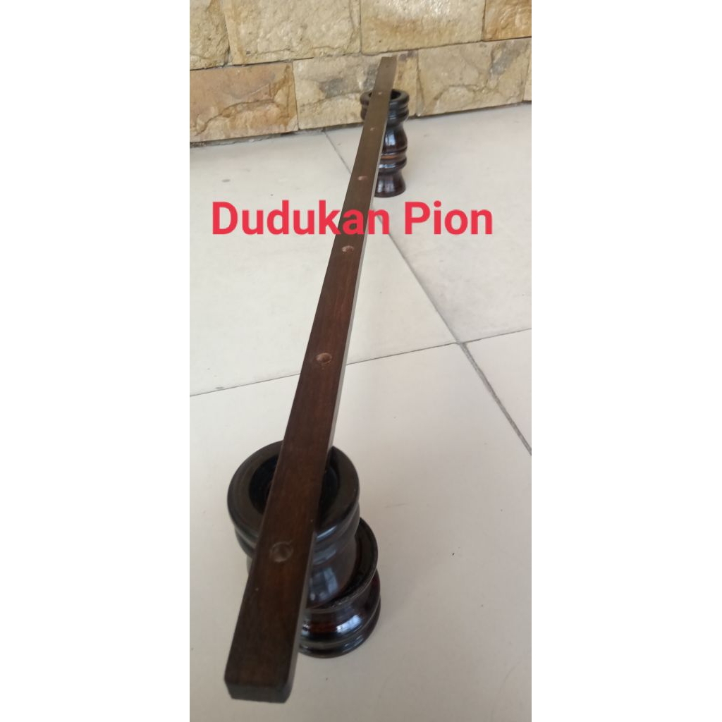 dudukan /standar joran bahan kayu borneo