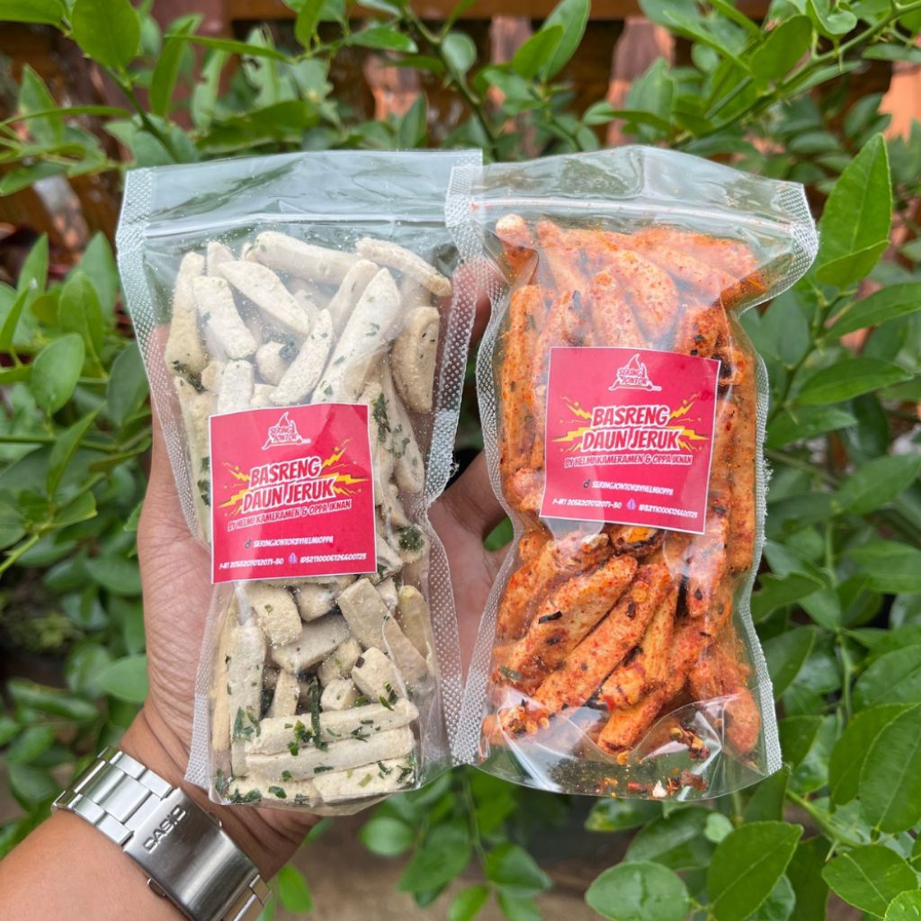 

Paket Hemat Bundling 2 Pcs (90 Gram) Basreng Pedas Dan Original