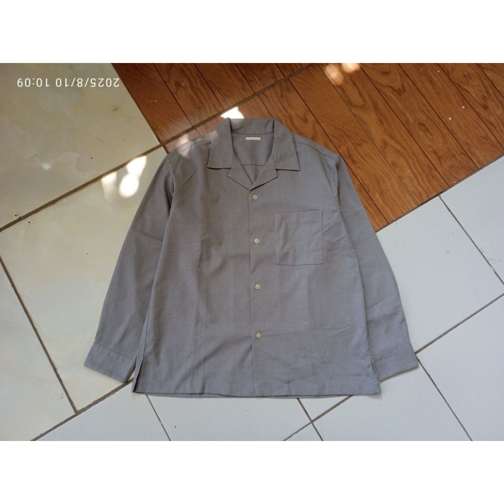 GU by Uniqlo Open Collar Cuban Shirt