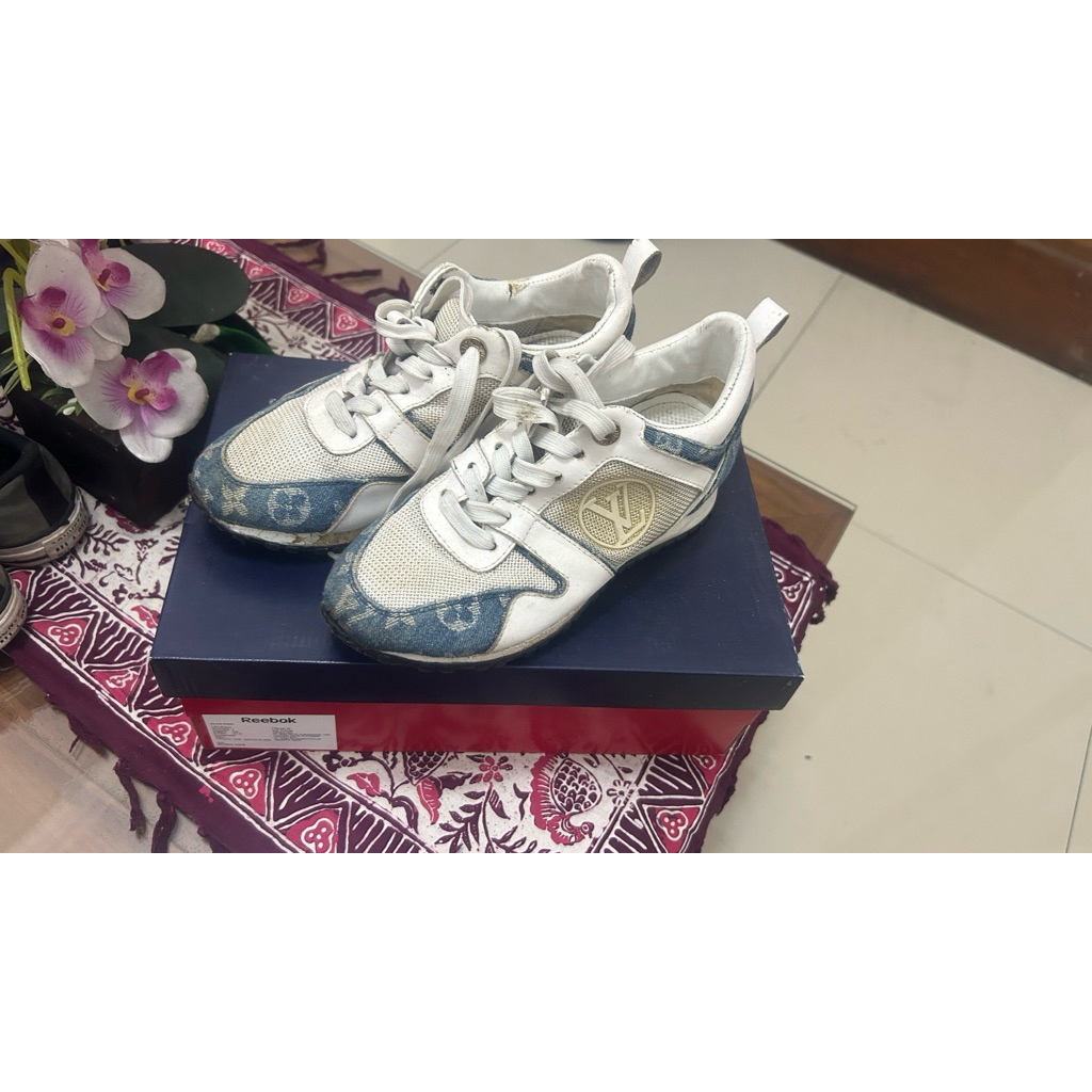 lv sepatu preloved