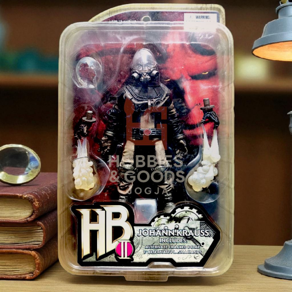 Mezco Hellboy Johan Krauss