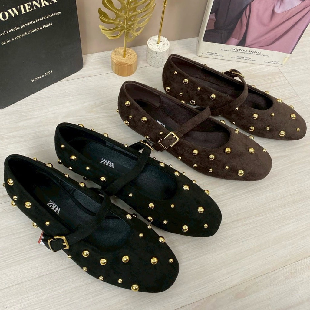 Stud flatshoes by Zara suede sepatu flat wanita kantor kerja casual dailyshoes