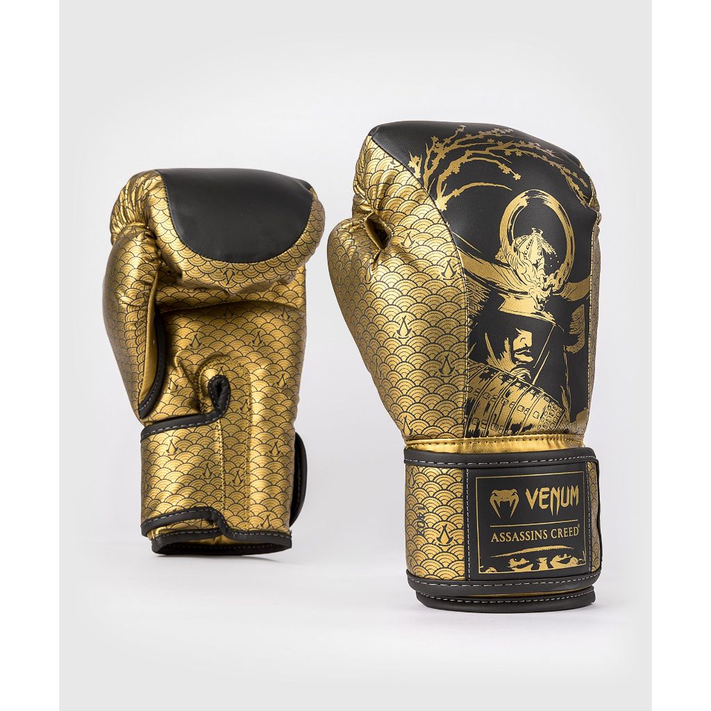 VENUM ASSASSIN'S CREED BOXING GLOVE