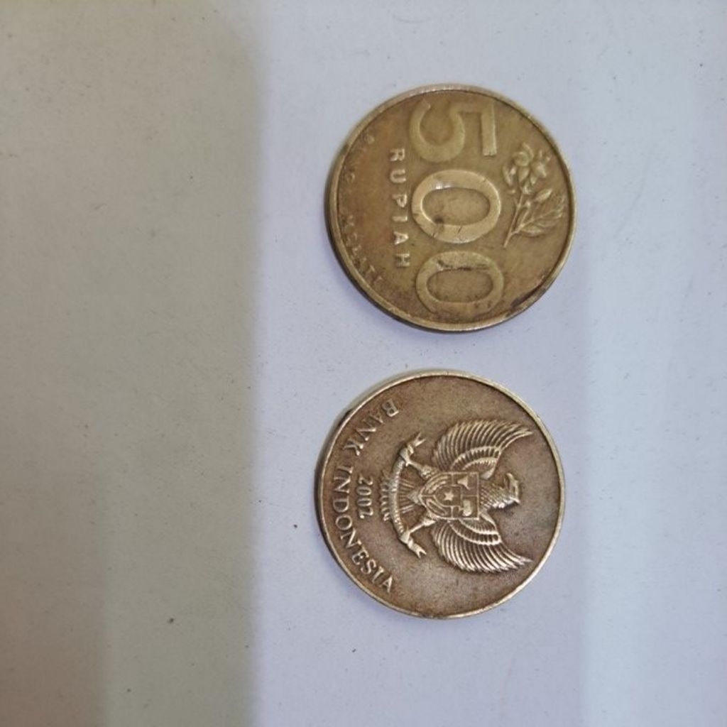 Uang koin 500 melati kecil
