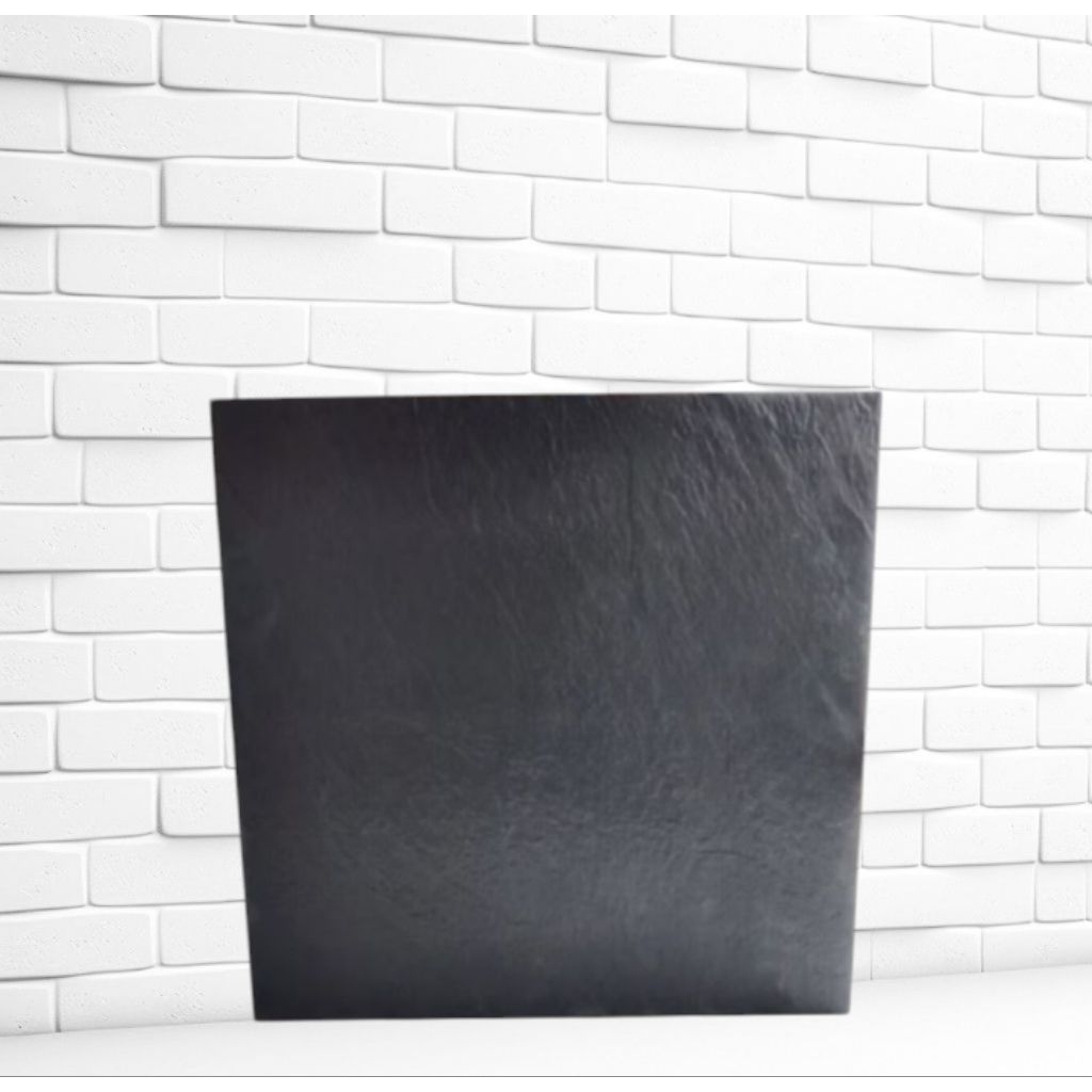 granit arna amani blek