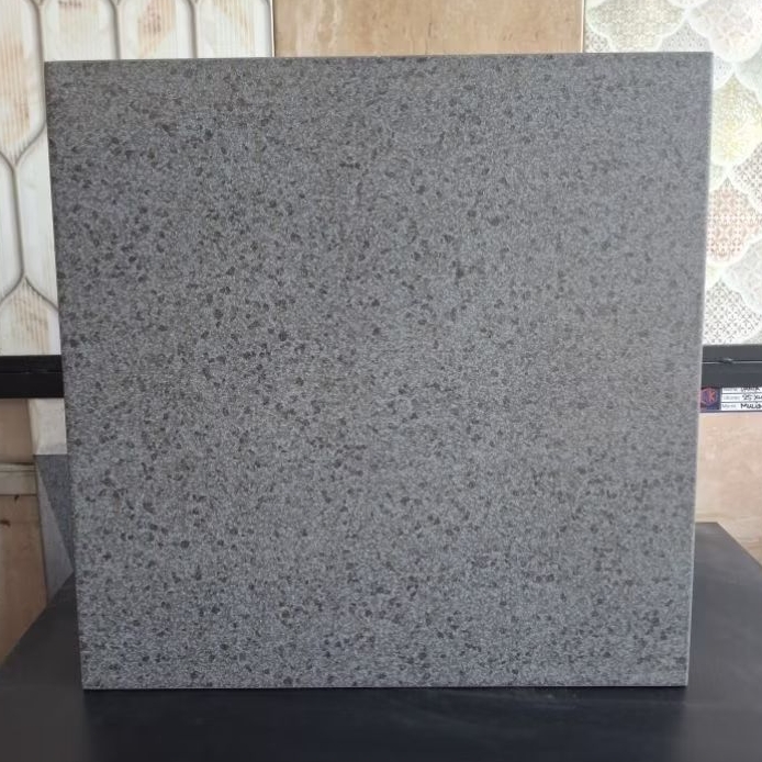 KERAMIK LANTAI 40X40 TERAZO BLACK