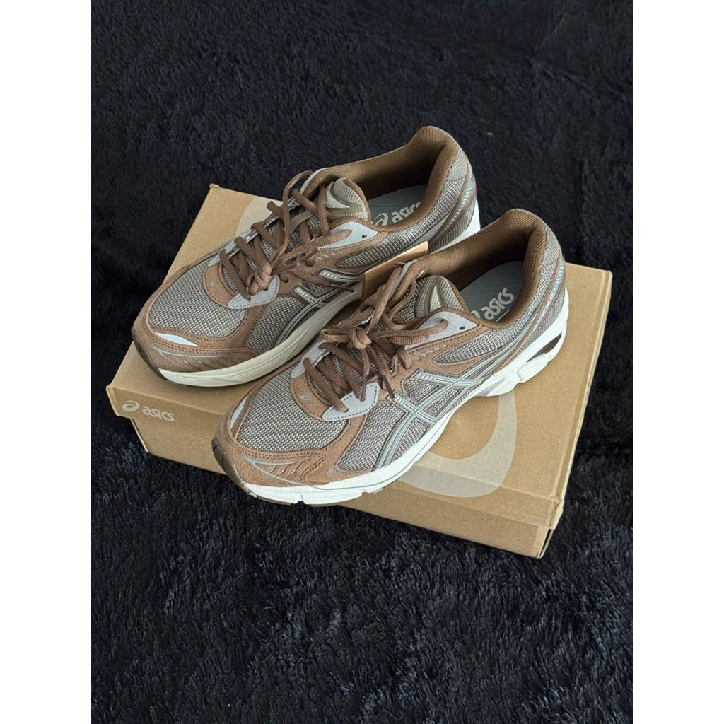 BNIB Asics Dark Brown Size 44