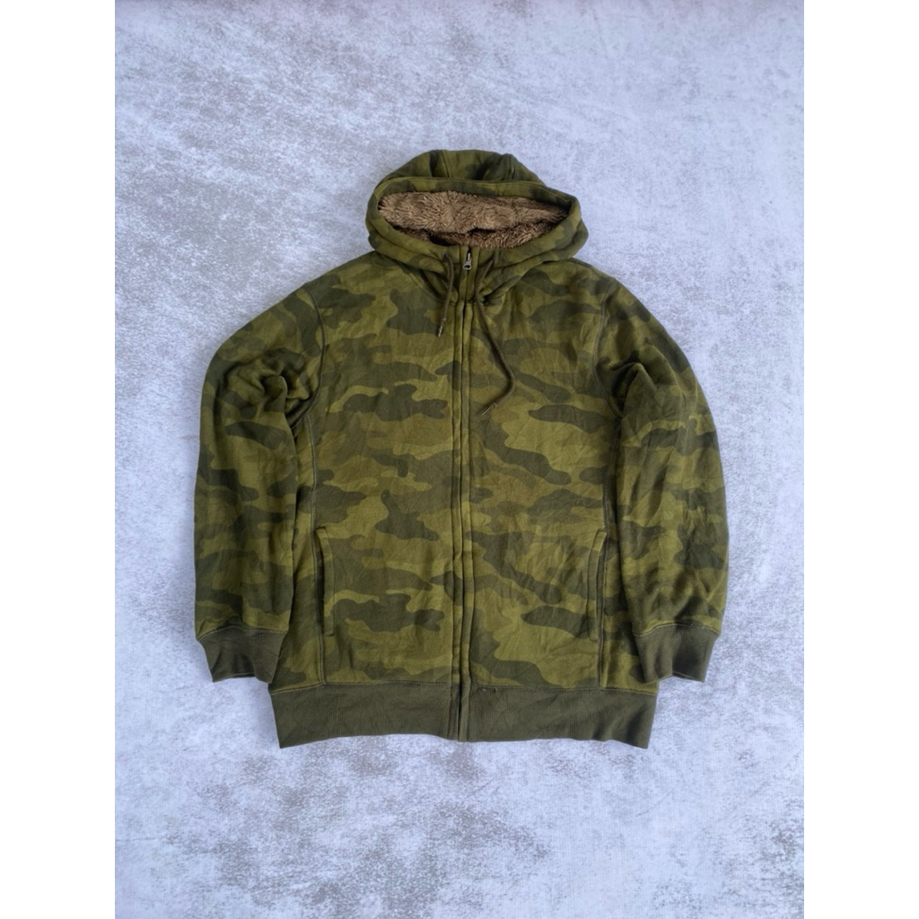 HOODIE UNIQLO SHERPA CAMO SECOND