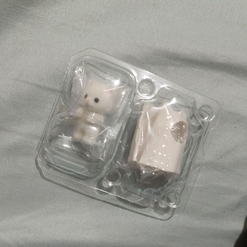 sylvanian families ghost cat