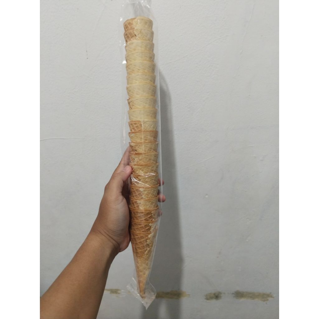 

Cone Waffle Es Krim Isi 10
