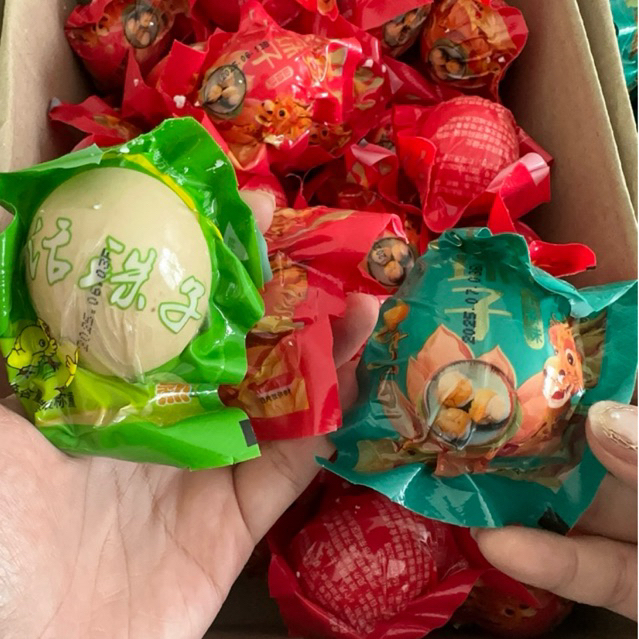 Telur balut naga viral