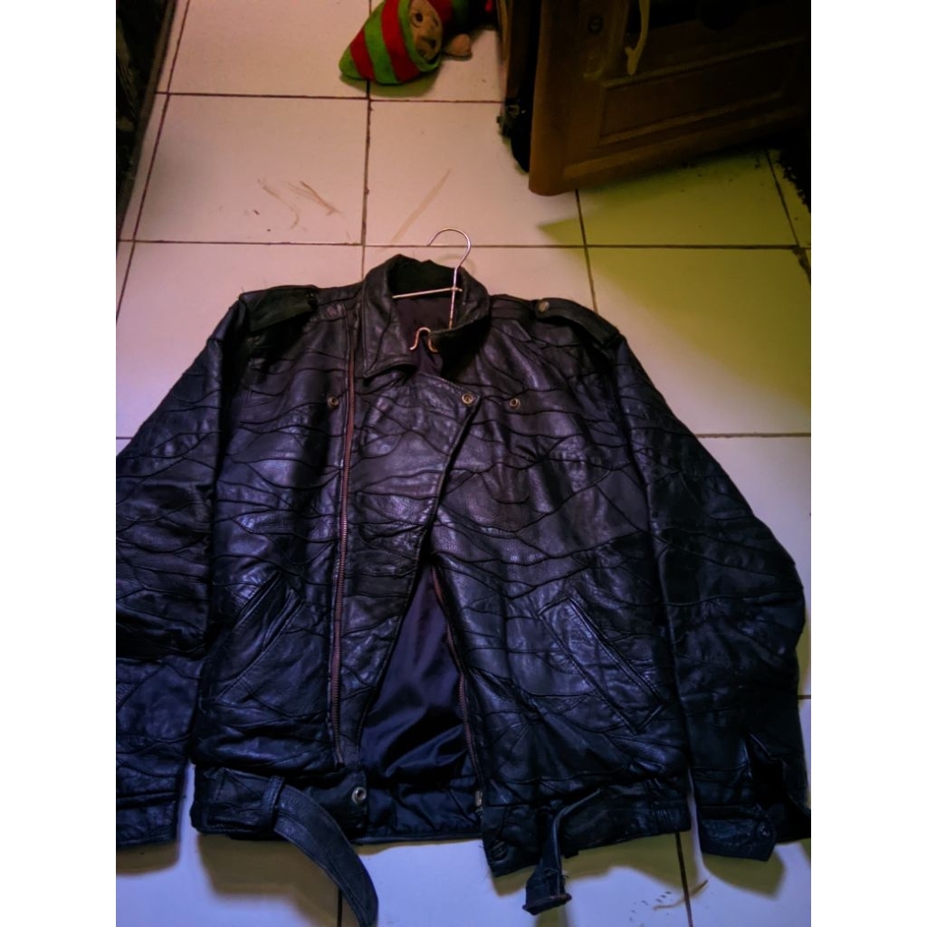 Jaket kulit seiko