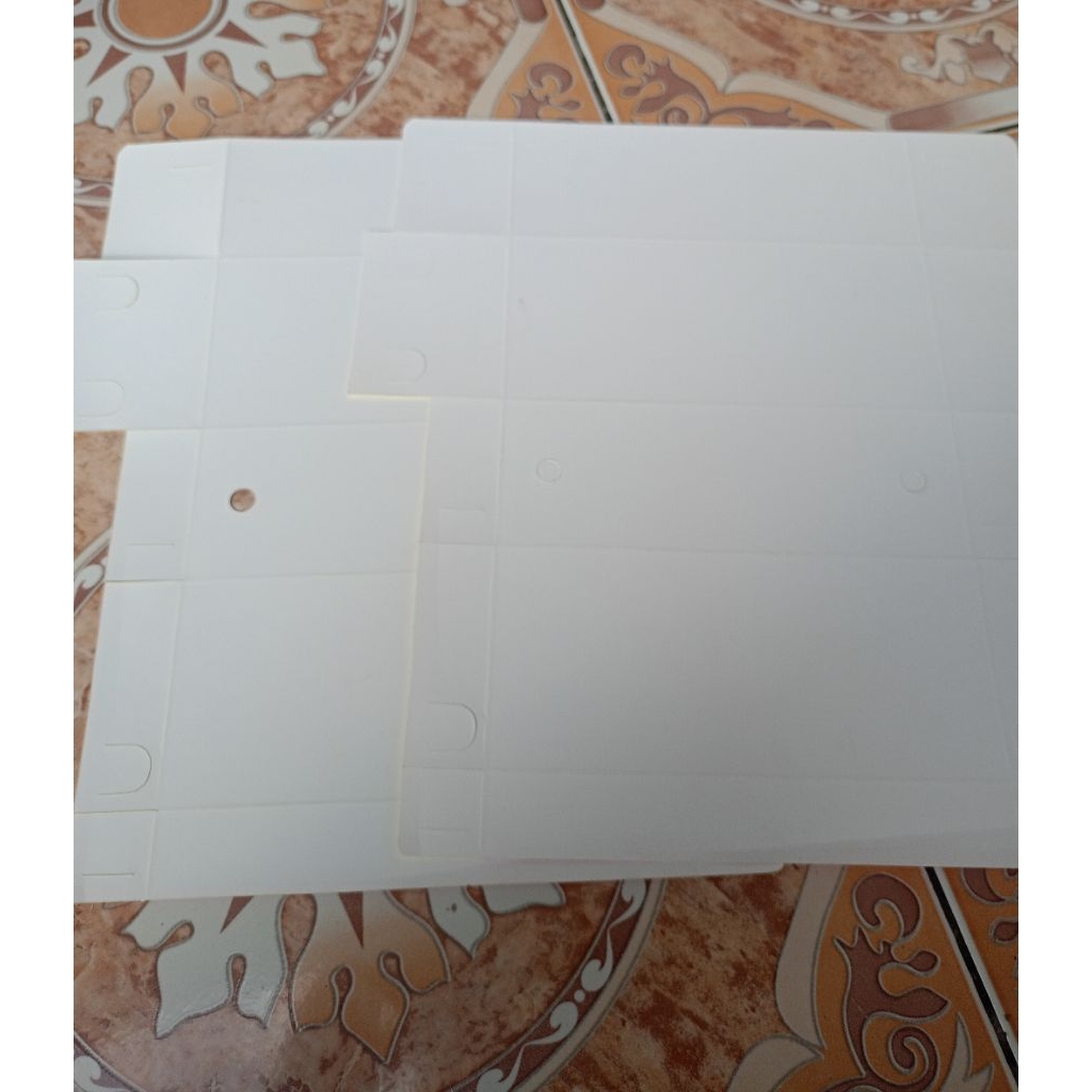 

100 Lembar Kertas Dus Kotak Kemasan Roti Bakar ivory Ukuran 20x9x7 cm / kotak kemasan roti bakar murah( NON LAMINASI )