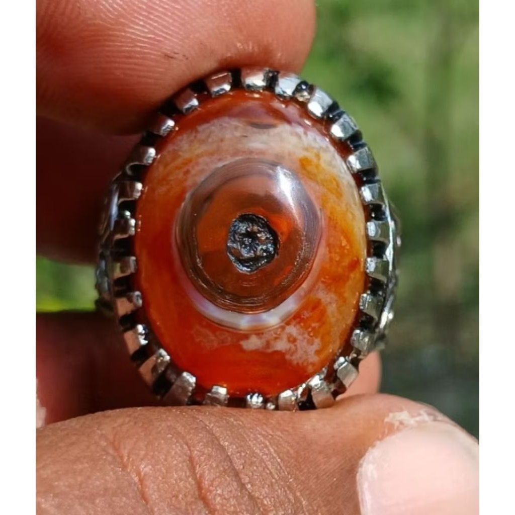 Natural akik Yaman Puser Mata