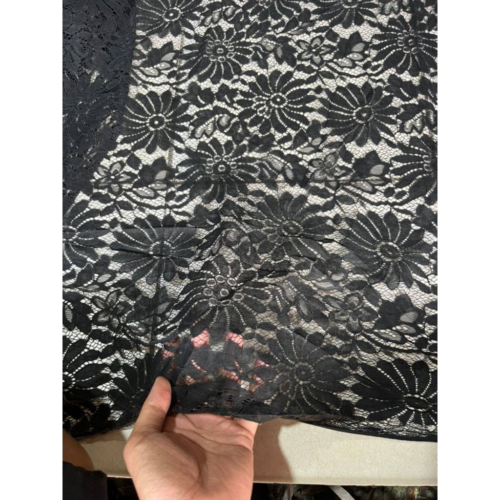 kain katun bordir motif - kain katun bordir meteran - kain katun bordir premium - bahan katun bordir