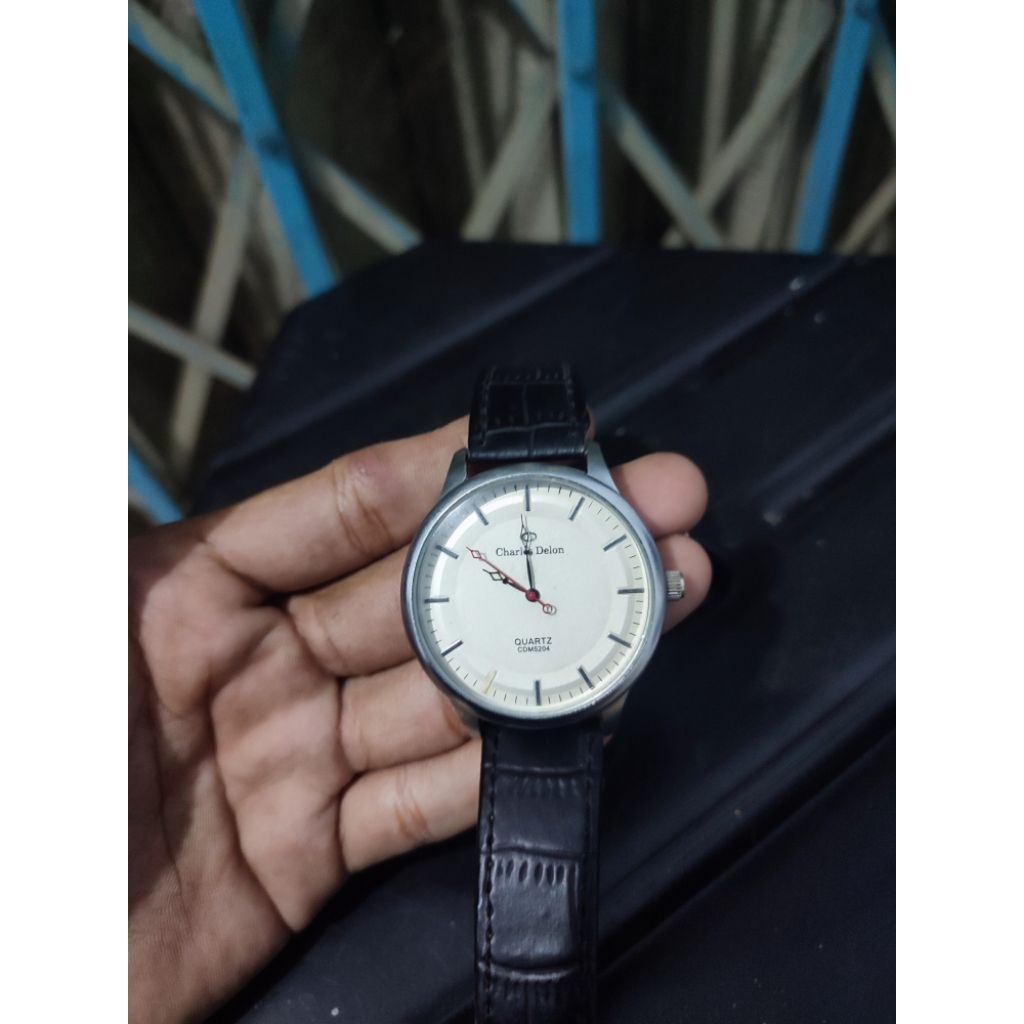 Charles Delon, Jam Tangan Wanita Analog Quartz