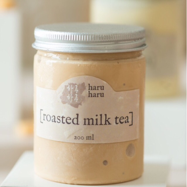 

Gelato Roasted Milk Tea - Haru Haru Creamery