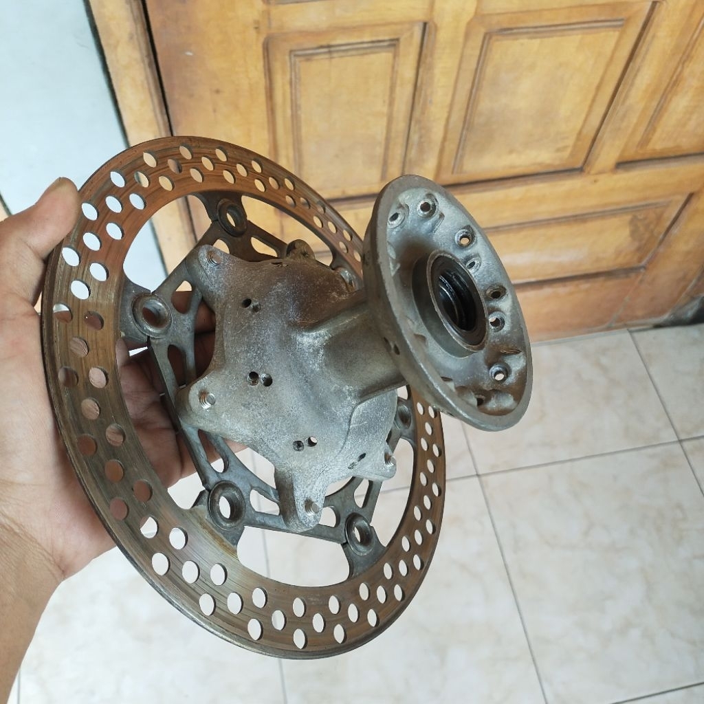 Tromol depan yz 125 orsinil copotan SE Tromol depan yz 125 set disk ori copotan Tromol depan yamaha 