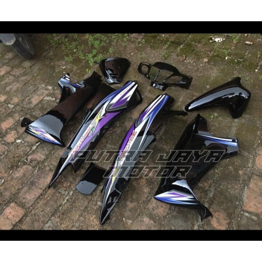 bodi set motor honda karisma x 125D hitam kap karisma 125D dek bodi set karisma x 125D fullset strip