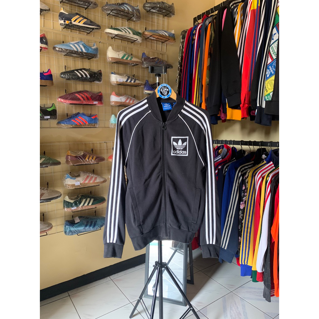 Tracktop Adidas superstar BW