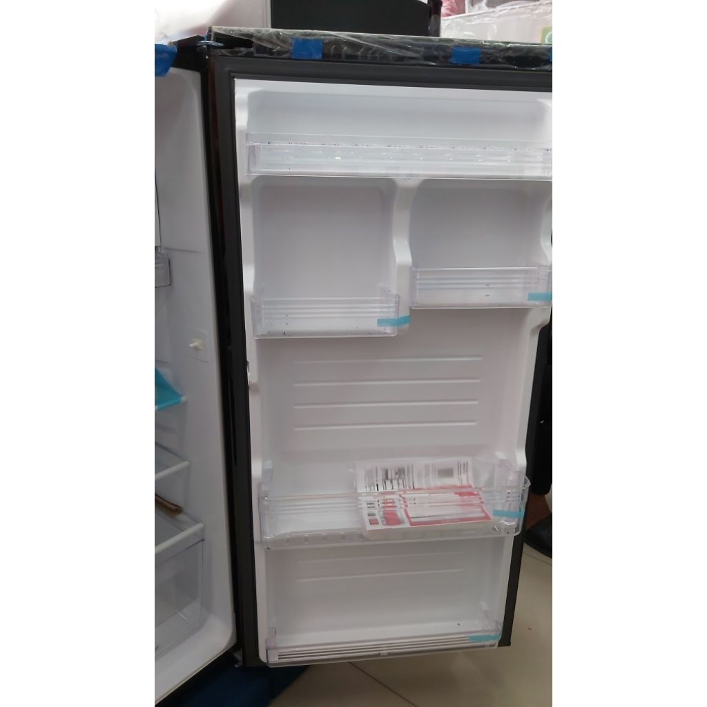 KULKAS LEMARI ES SHARP 1 PINTU SJX 187MG / KULKAS LEMARI ES SHARP SJX187MG