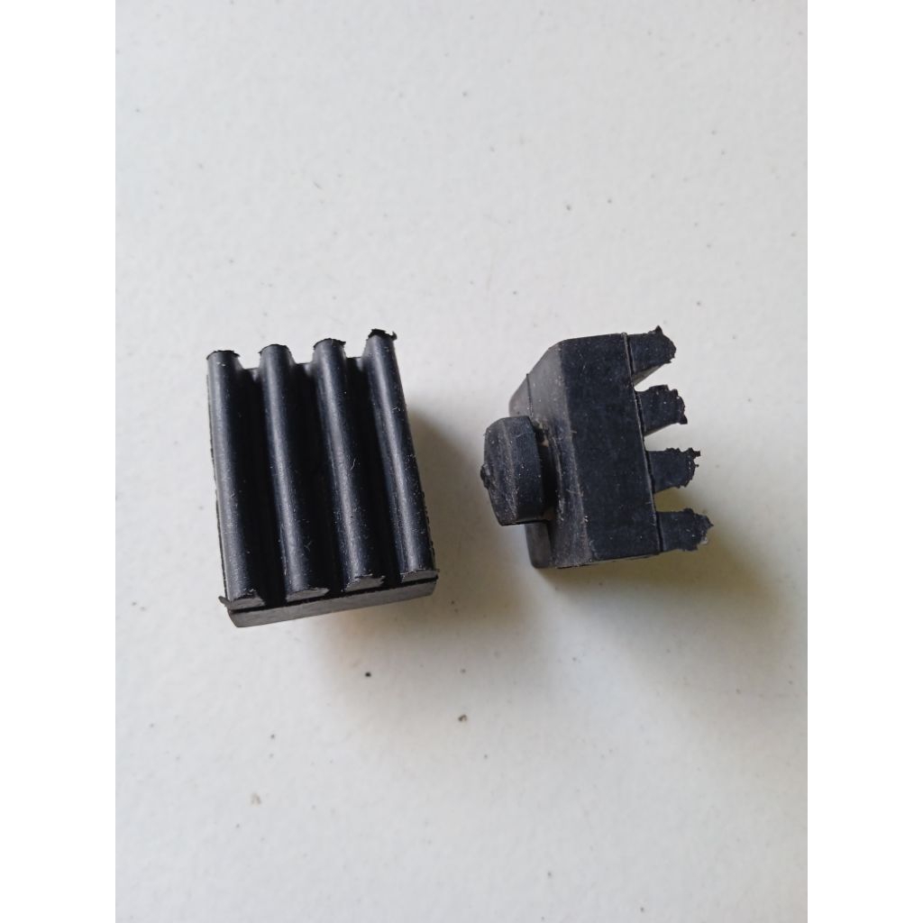 KARET STANDAR 2 KARET STANDAR TENGAH HONDA BEAT