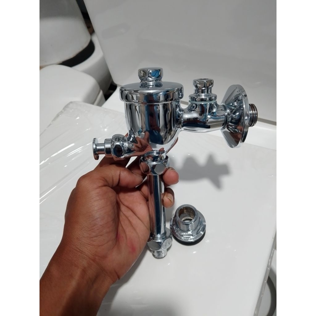 fush kran urinoir toto T60P+inlet toto | Kondisi second berkualitas