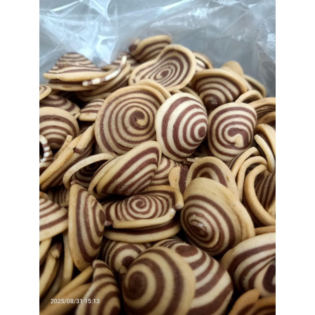 

Kuping Gajah Mini Renyah Manis – Camilan Tradisional Gurih, Oleh-oleh Khas Nusantara