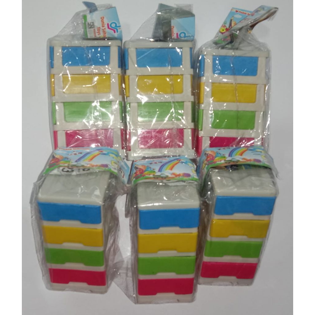 Lemari miniatur mainan mini