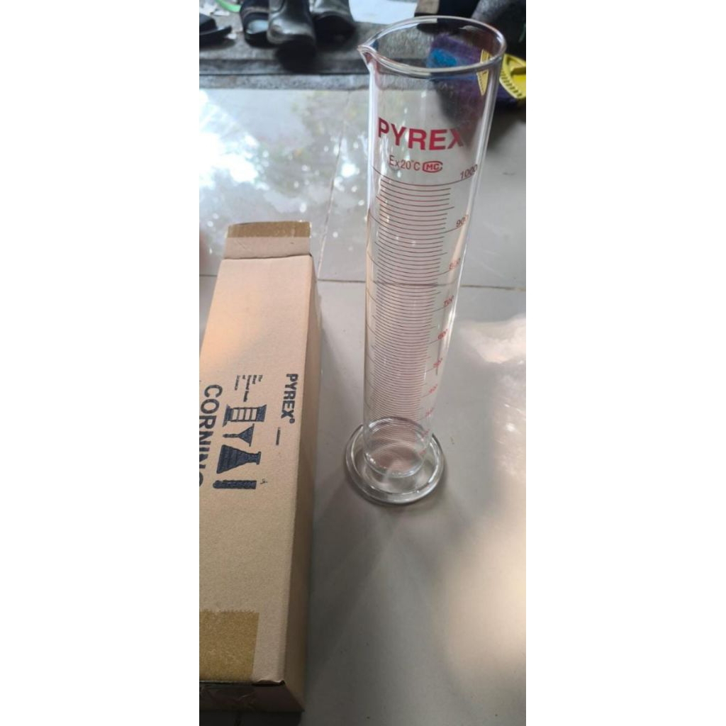 GELAS KACA UKUR 1LITER PYREX