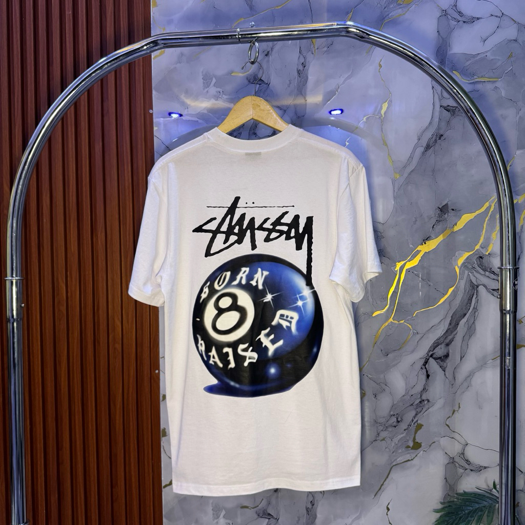 

kaos pria bergaya luar