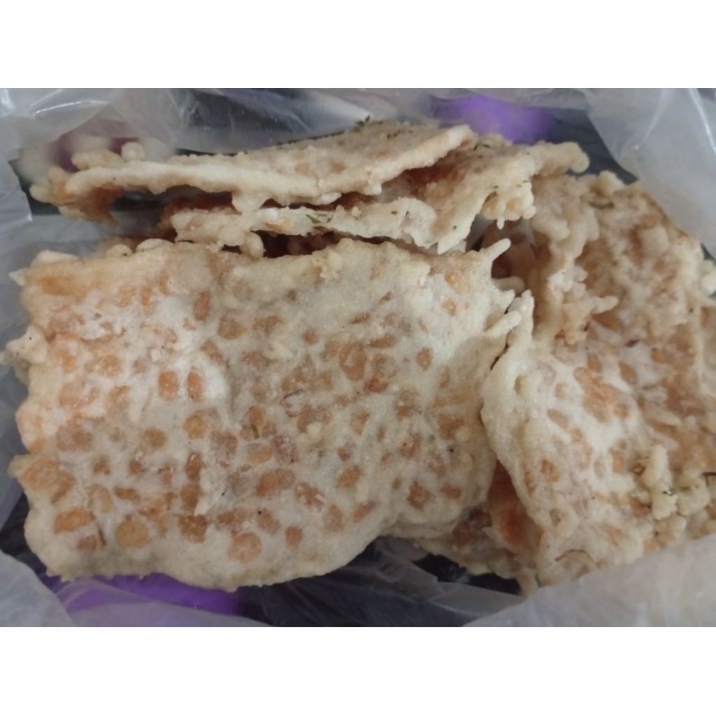 

Kripik tempe besek khas Trenggalek