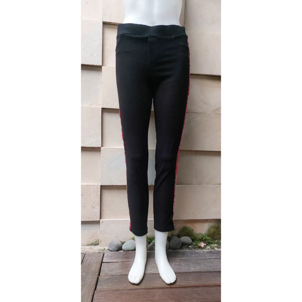 GRAPHIS ORIGINAL. CELANA JEGGING WANITA WITH TAG