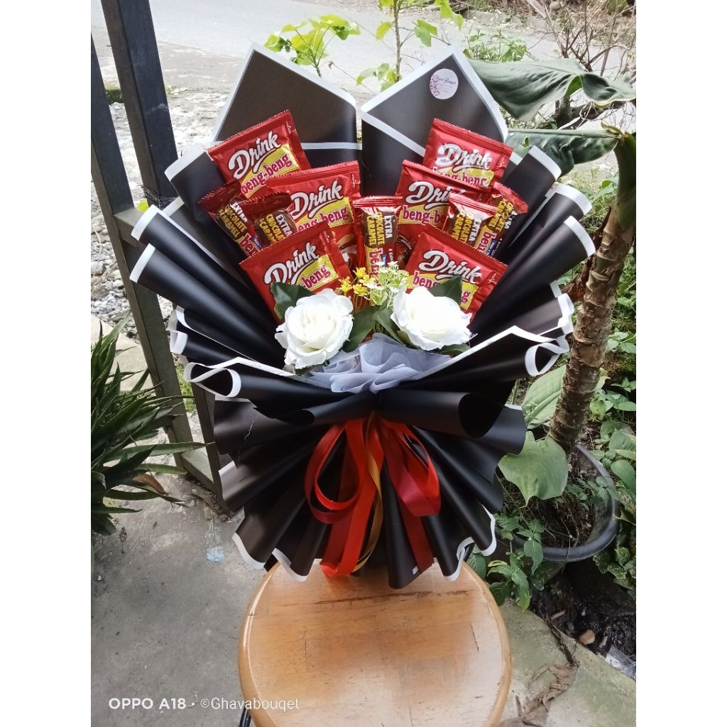 

Buket coklat beng beng + drink beng beng