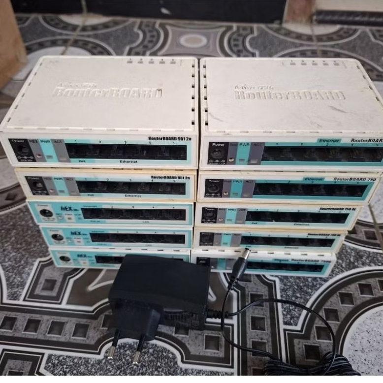Mikrotik Rb750Gl rb750r2 RB450G second NORMAL