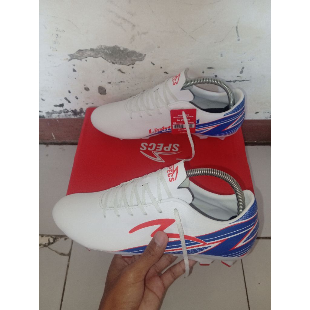 sepatu bola lightspeed 20 second, size 40