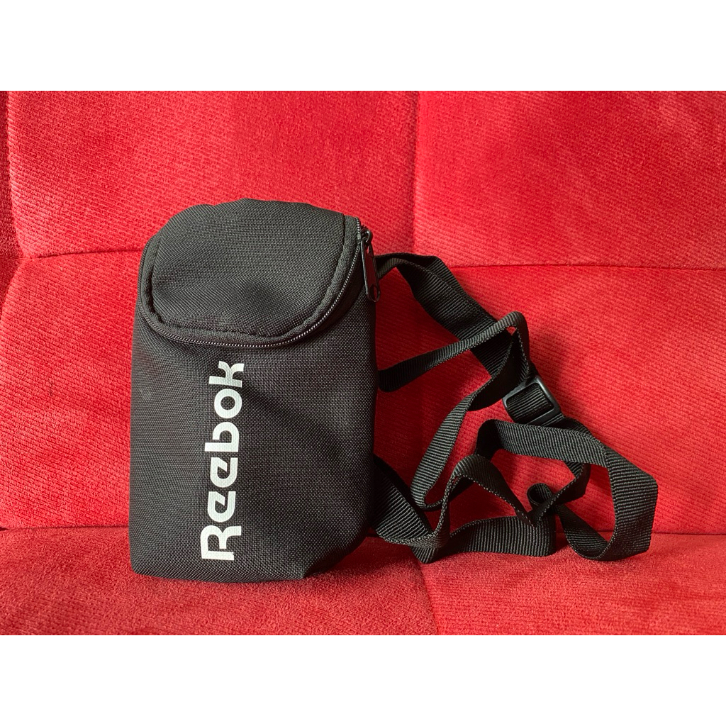 Preloved tas slempang reebok active core unisex original