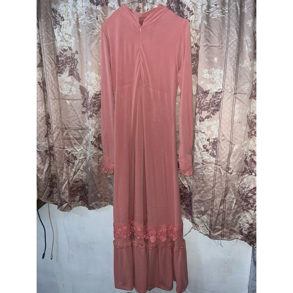 Gamis wanita/ pakaian syar’i