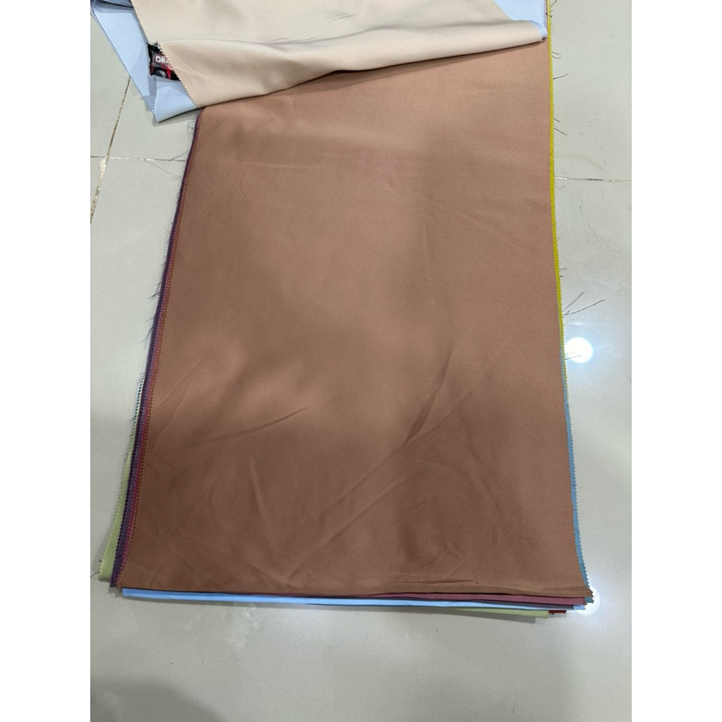 Kain Roberto Cavali Premium - Roll Grosir Harga 1 Roll Isi 60 Yard