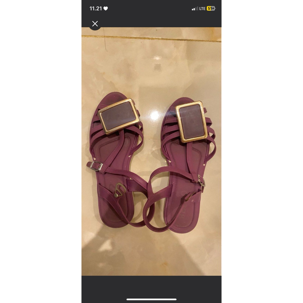 preloved sepatu sandal purple