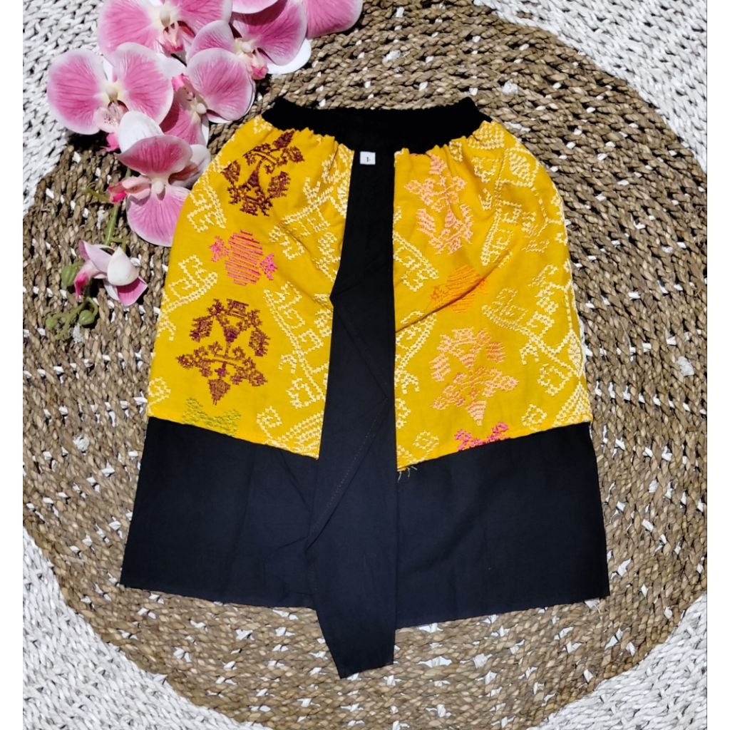 Kamen Kancut Jadi Baby Sedikit Rijek/Kamen Batik/Kamen Bordir Untuk Bayi Dan Anak