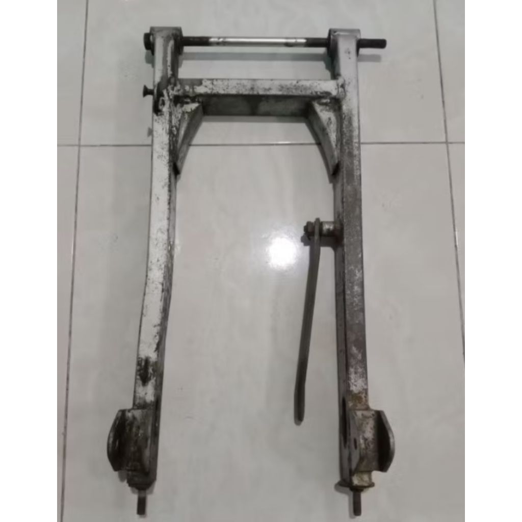 Swing Arm Arem Supit Lengan Ayun Suzuki Shogun 110R BEKAS COPOTAN