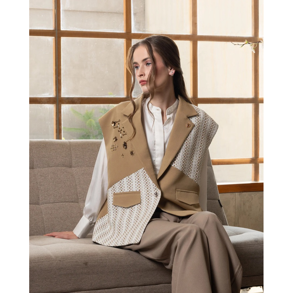 Preloved Mirai Vest - Vaia Atelier Vaia Official